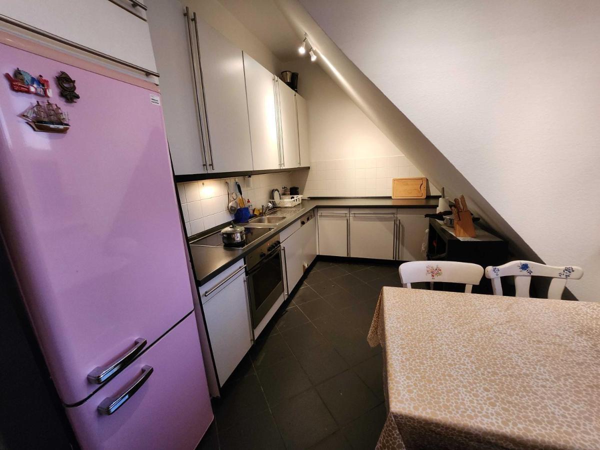 One Private Room Available In A Two Room Apartment In Tegel, Берлин Екстериор снимка