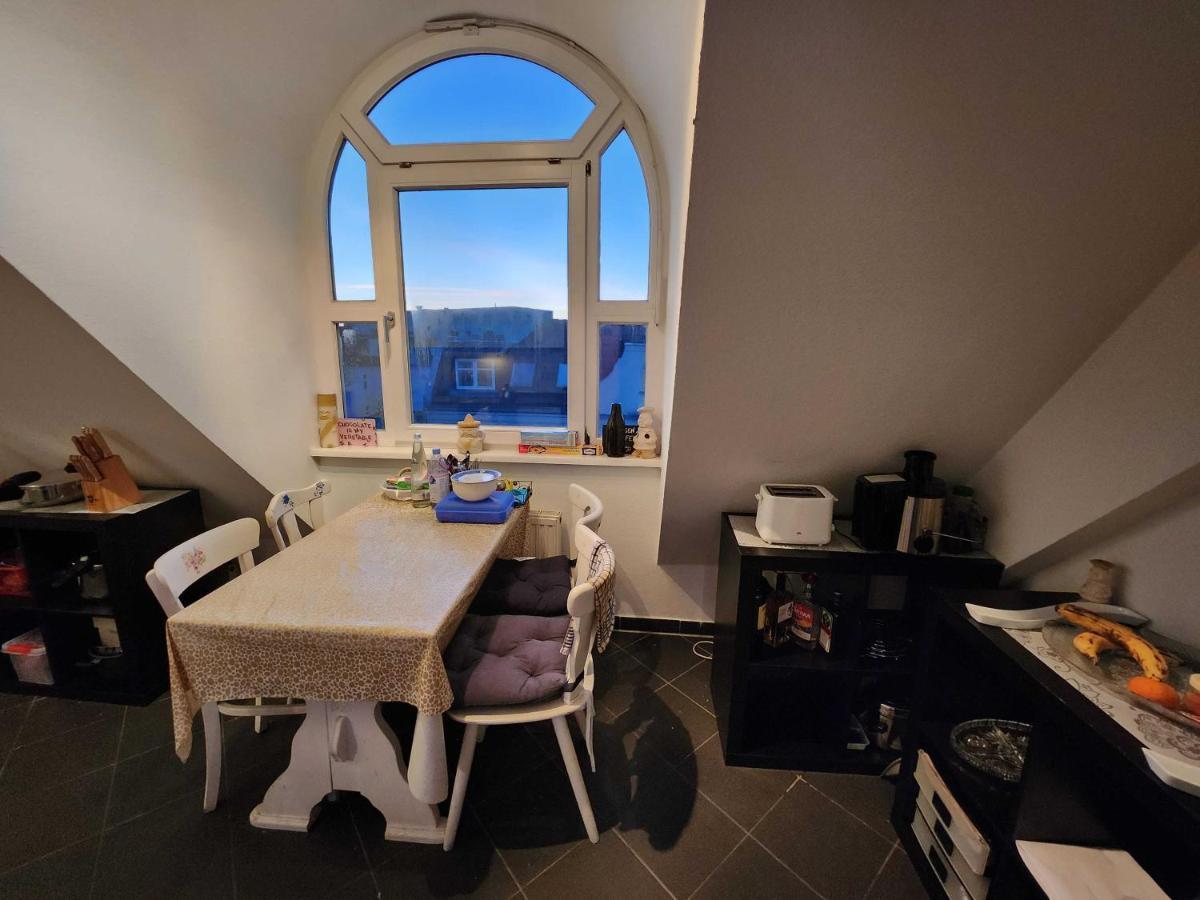 One Private Room Available In A Two Room Apartment In Tegel, Берлин Екстериор снимка