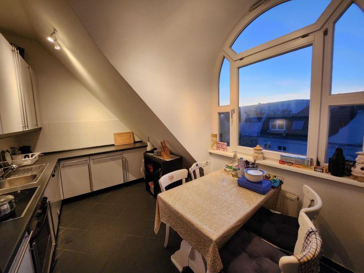 One Private Room Available In A Two Room Apartment In Tegel, Берлин Екстериор снимка